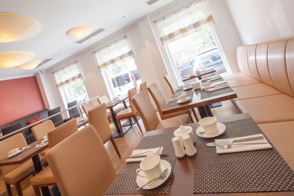 Hotel Adelante Boutique