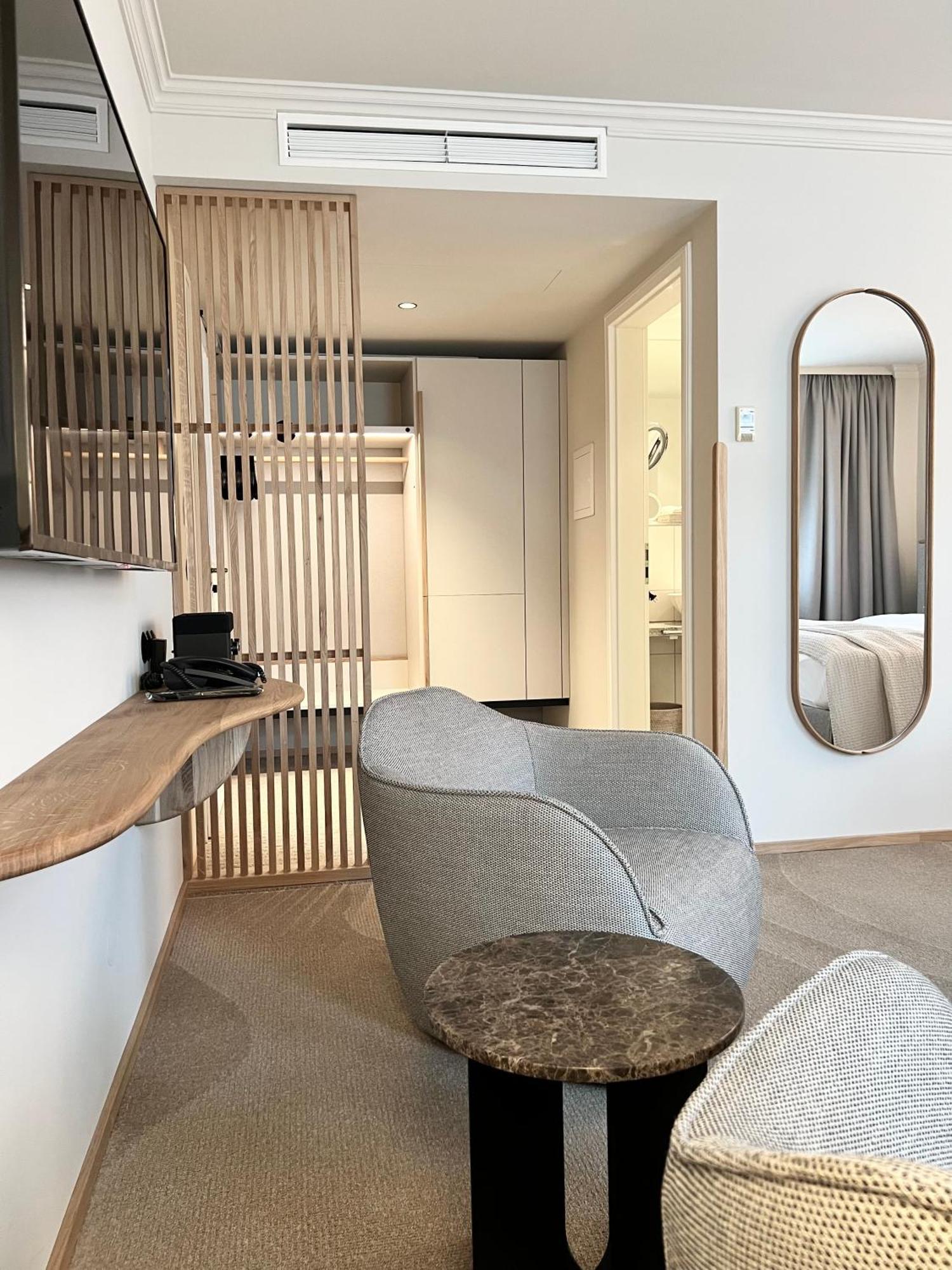 Adelante Boutique Hotel 4*