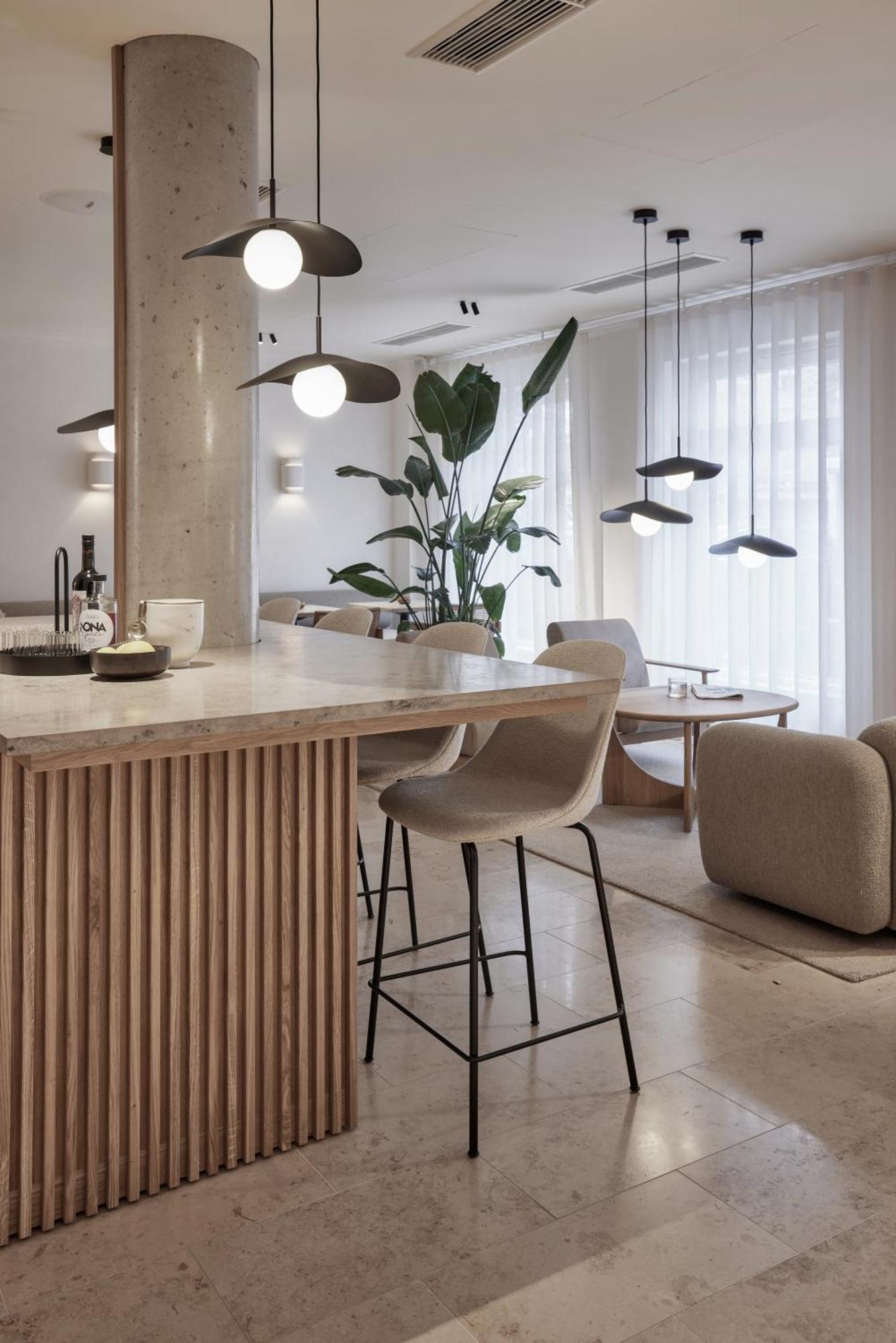 Hotel Adelante Boutique 4*