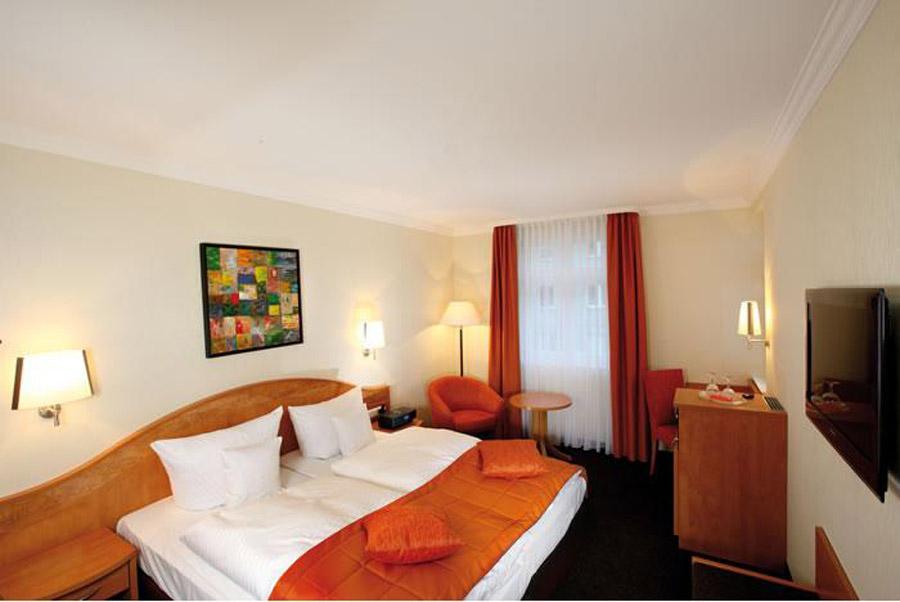 Adelante Boutique Hotel